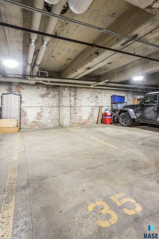 421 N Phillips Ave Avenue 303, Sioux Falls, SD 57104