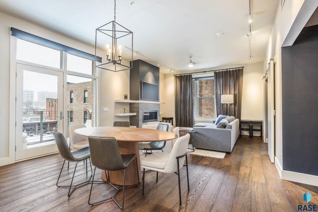 421 N Phillips Ave Avenue 303, Sioux Falls, SD 57104