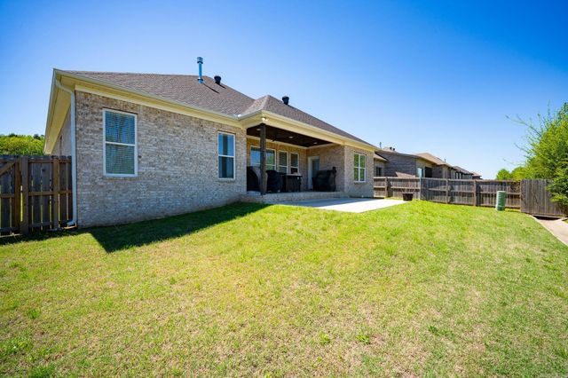 2498 Lilac Drive, Conway, AR 72034