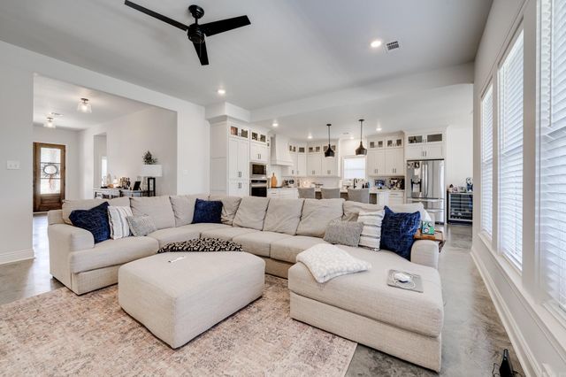 2498 Lilac Drive, Conway, AR 72034