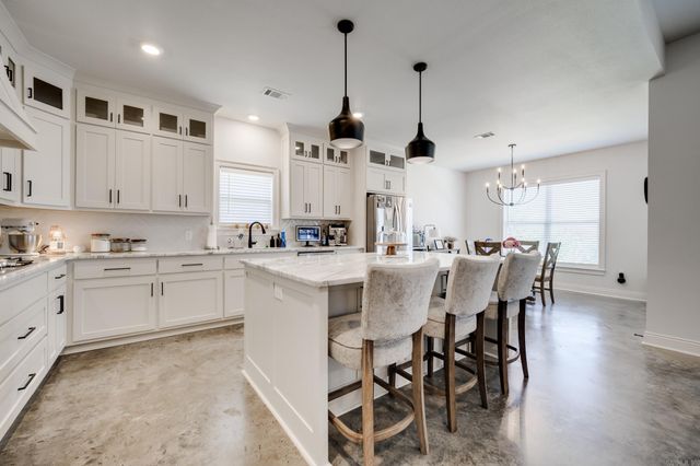 2498 Lilac Drive, Conway, AR 72034