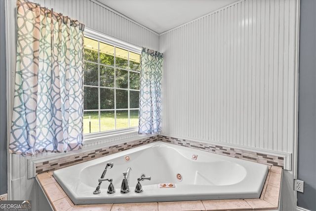 323 SW Lower Dug Gap Road, Dalton, GA 30720