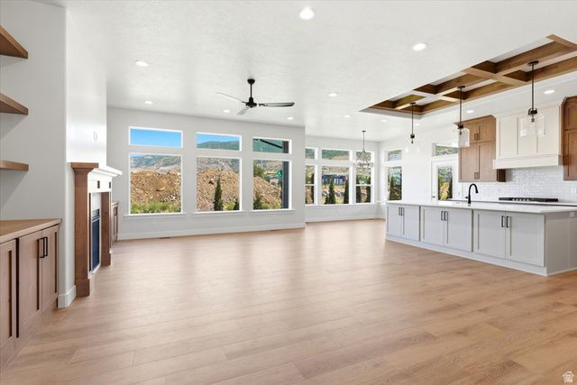 442 W RANDYS CT, Farmington, UT 84025