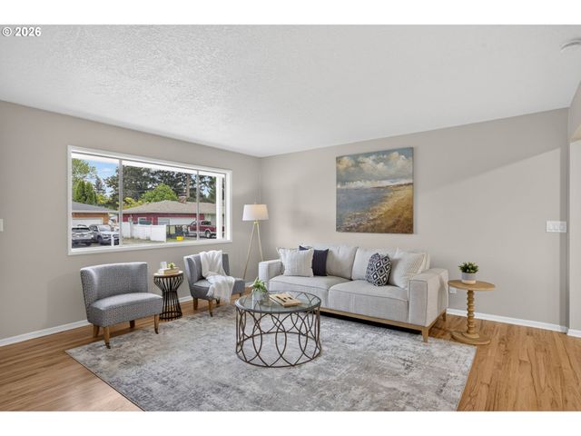 16601 Se TAYLOR St, Portland, OR 97233