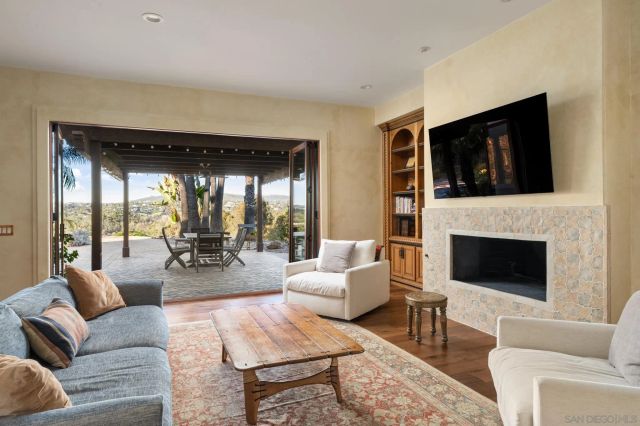 3028 Paseo Cielo, Rancho Santa Fe, CA 92067