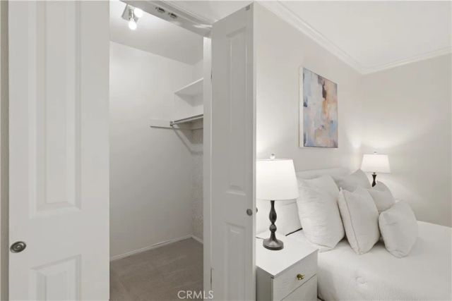 836 S Bundy Drive 303, Los Angeles, CA 90049