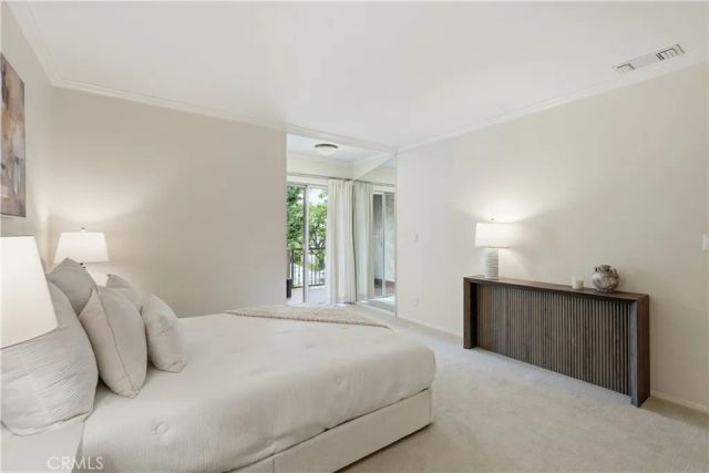 836 S Bundy Drive 303, Los Angeles, CA 90049