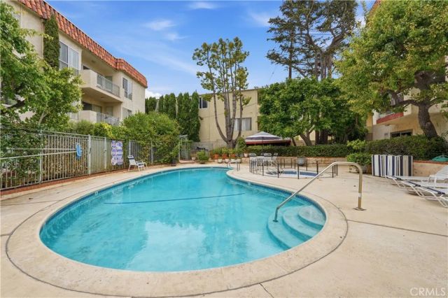 836 S Bundy Drive 303, Los Angeles, CA 90049