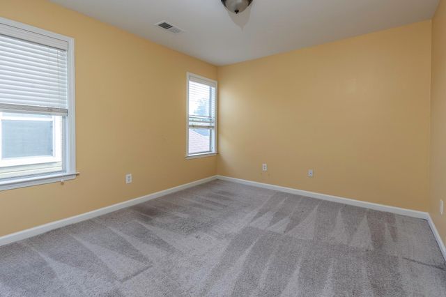 1128 E ISLAND PL, Memphis, TN 38103