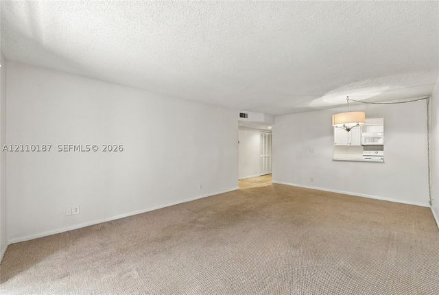 4132 NW 88th Ave 102, Coral Springs, FL 33065