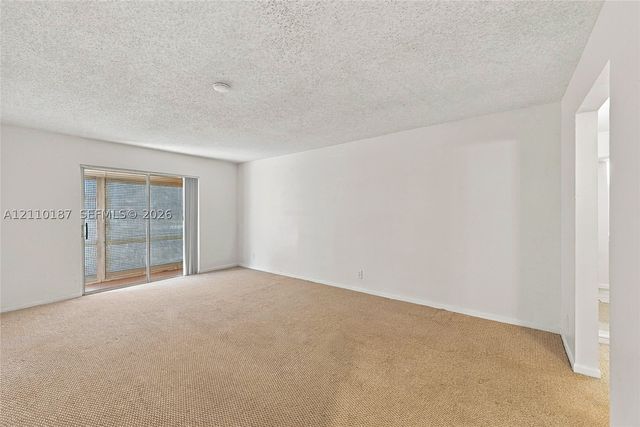 4132 NW 88th Ave 102, Coral Springs, FL 33065