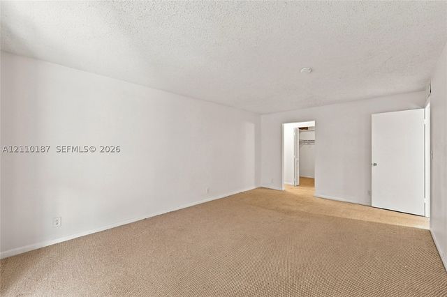 4132 NW 88th Ave 102, Coral Springs, FL 33065