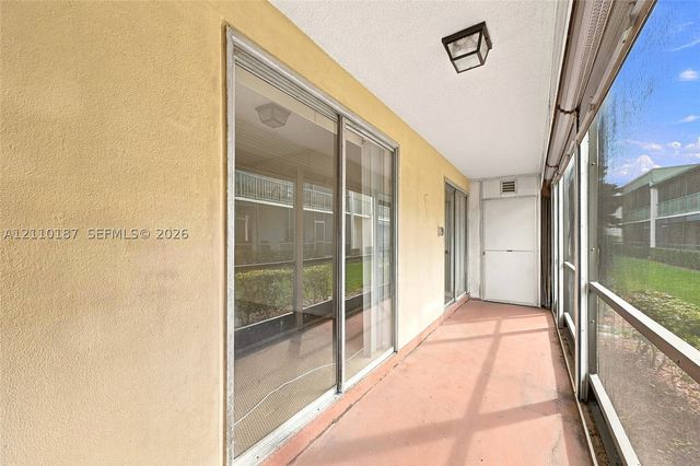 4132 NW 88th Ave 102, Coral Springs, FL 33065