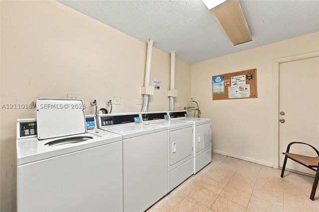 4132 NW 88th Ave 102, Coral Springs, FL 33065