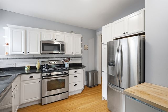 585 Franklin Street 6, Melrose, MA 02176