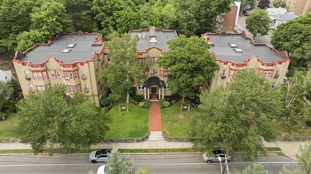 585 Franklin Street 6, Melrose, MA 02176