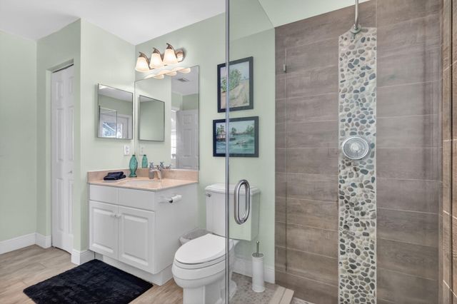 9239 Emily Circle, Lake Worth, FL 33467