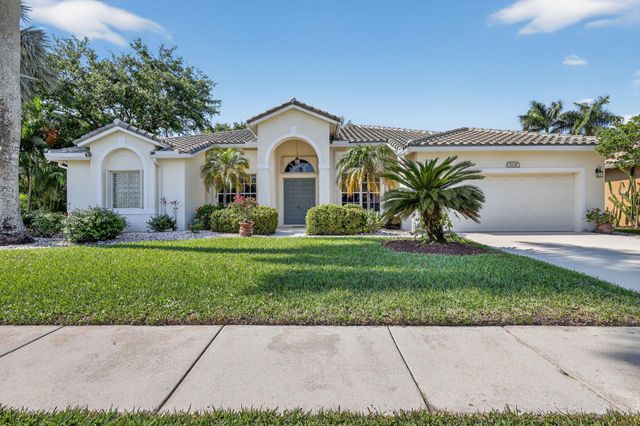 9239 Emily Circle, Lake Worth, FL 33467