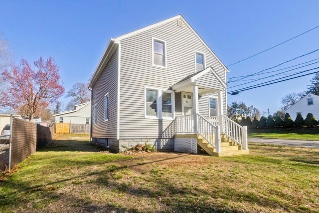 6 Bremen St, Springfield, MA 01108
