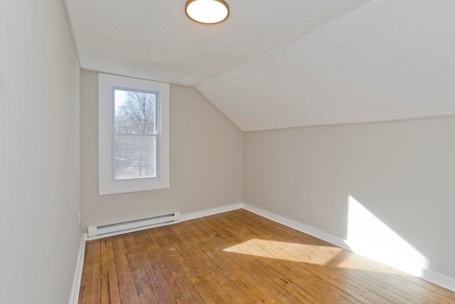 6 Bremen St, Springfield, MA 01108