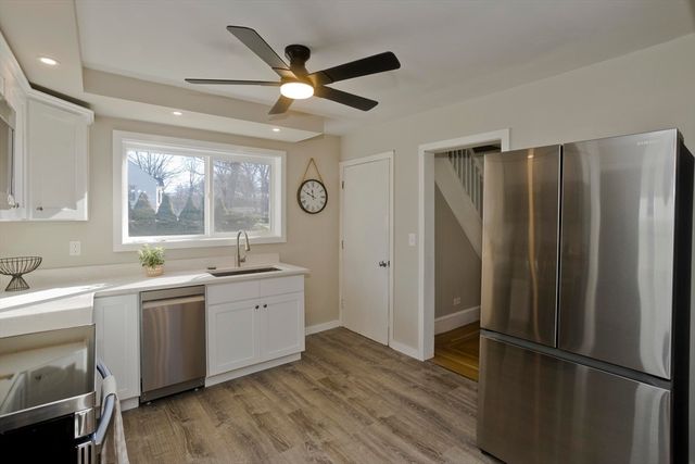 6 Bremen St, Springfield, MA 01108