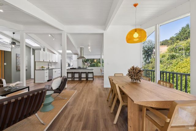 876 Las Ovejas Ave, San Rafael, CA 94903