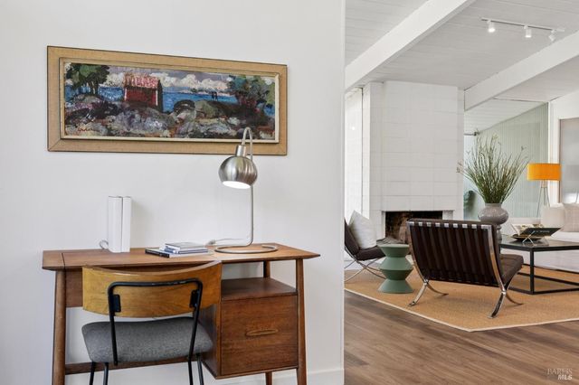 876 Las Ovejas Ave, San Rafael, CA 94903