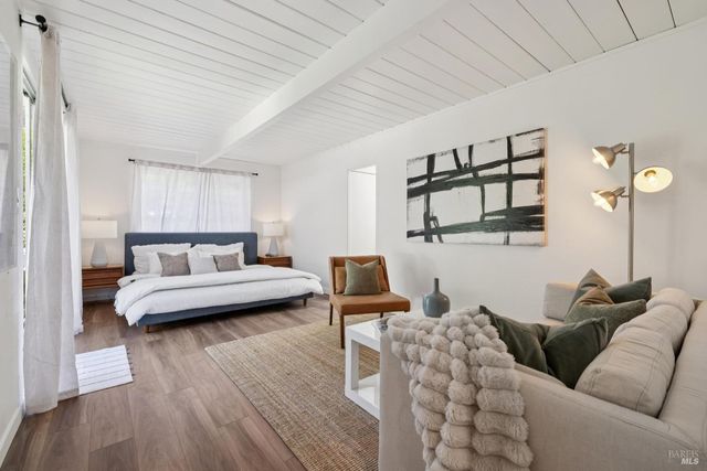 876 Las Ovejas Ave, San Rafael, CA 94903