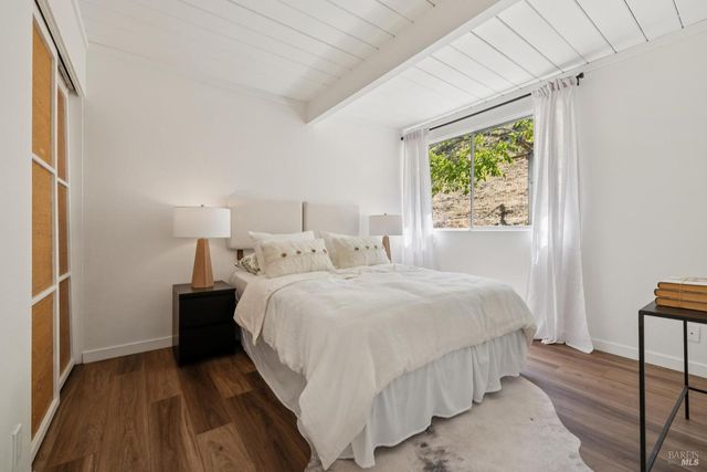 876 Las Ovejas Ave, San Rafael, CA 94903