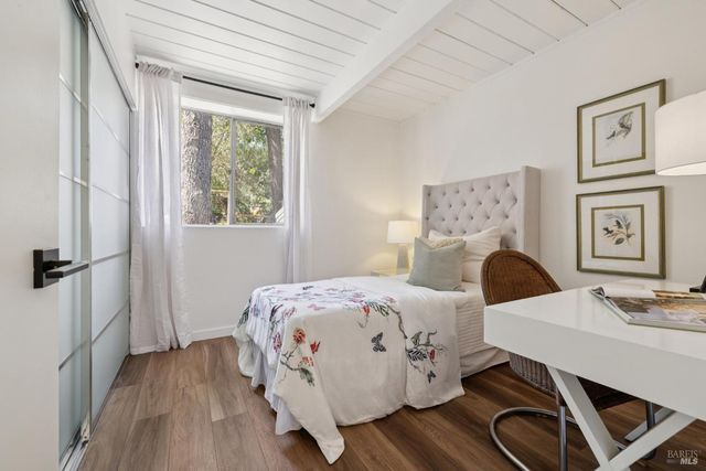 876 Las Ovejas Ave, San Rafael, CA 94903