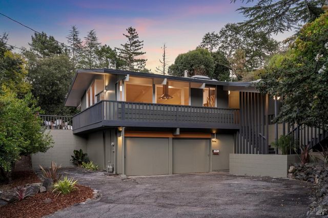 876 Las Ovejas Ave, San Rafael, CA 94903