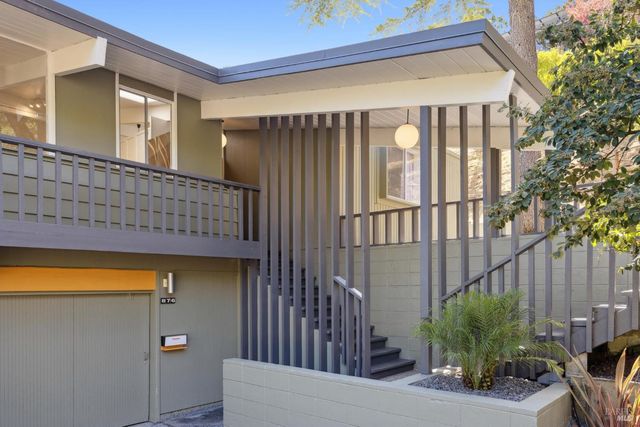 876 Las Ovejas Ave, San Rafael, CA 94903