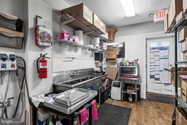 7 KINGS HWY E, Haddonfield, NJ 08033