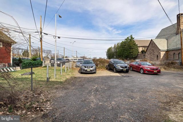 7 KINGS HWY E, Haddonfield, NJ 08033