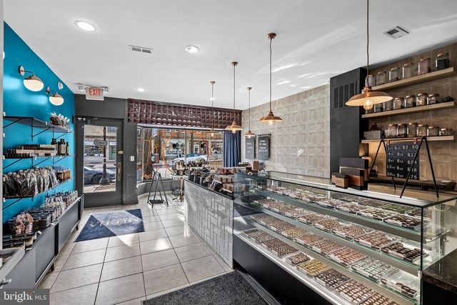 7 KINGS HWY E, Haddonfield, NJ 08033