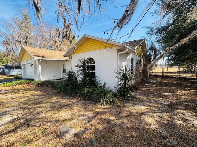 907 N WEST STREET, Bushnell, FL 33513