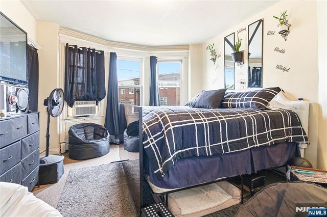 8-10 Horatio Street, Newark, NJ 07105