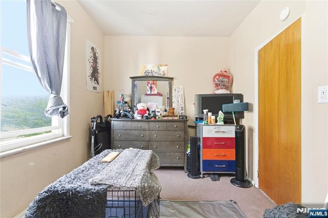 8-10 Horatio Street, Newark, NJ 07105