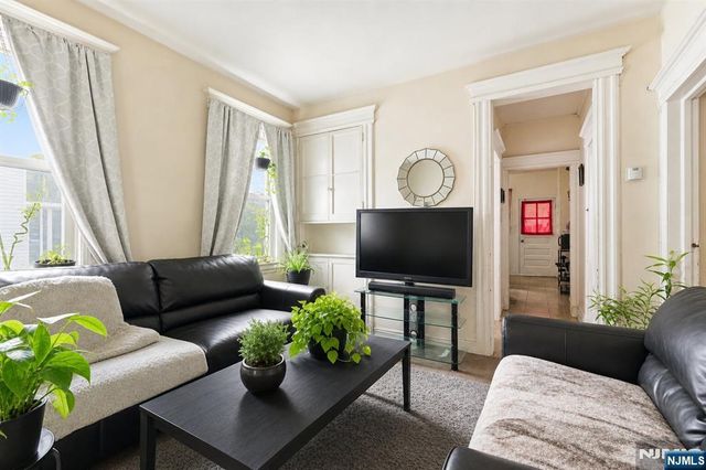 8-10 Horatio Street, Newark, NJ 07105