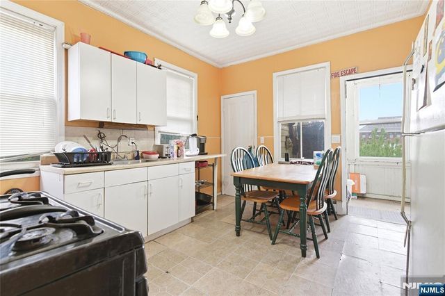 8-10 Horatio Street, Newark, NJ 07105