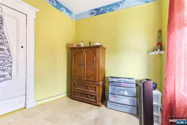 8-10 Horatio Street, Newark, NJ 07105