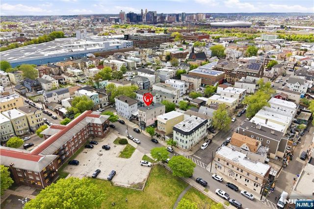 8-10 Horatio Street, Newark, NJ 07105