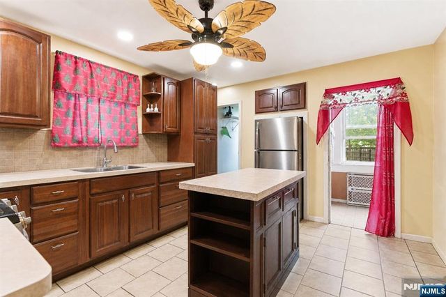 8-10 Horatio Street, Newark, NJ 07105
