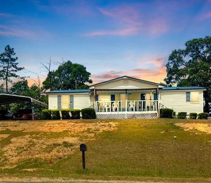 1687 NW Hwy 131, Baker Hill, AL 36027