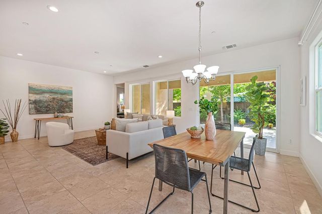 4362 Libyan Sea Ln, Sacramento, CA 95834