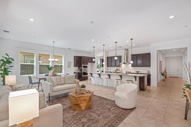 4362 Libyan Sea Ln, Sacramento, CA 95834