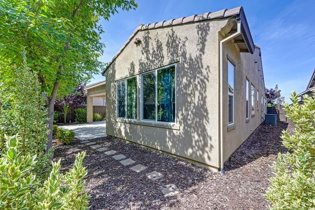 4362 Libyan Sea Ln, Sacramento, CA 95834