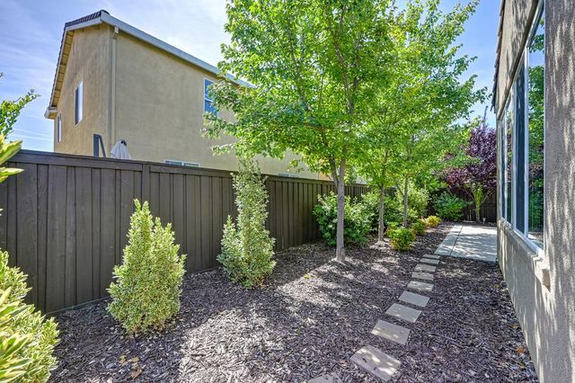 4362 Libyan Sea Ln, Sacramento, CA 95834