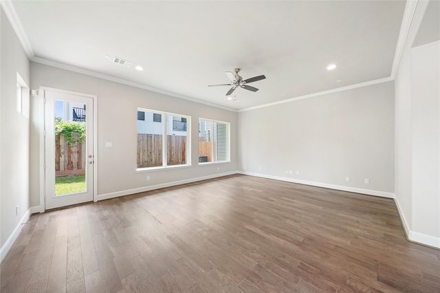 1807 Dunlavy Street, Houston, TX 77006