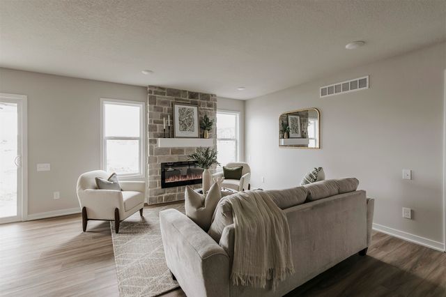 1209 NE 56th Street, Ankeny, IA 50021